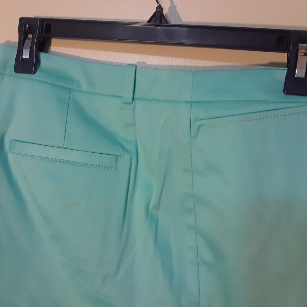 BERMUDA SHORTS